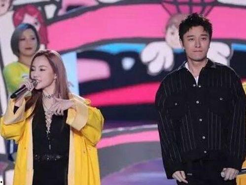 娱乐圈吃瓜直播切片,揭秘明星幕后生活，吃瓜群众狂欢盛宴
